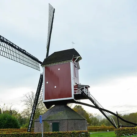 Stylish By The Сasa de vacaciones *